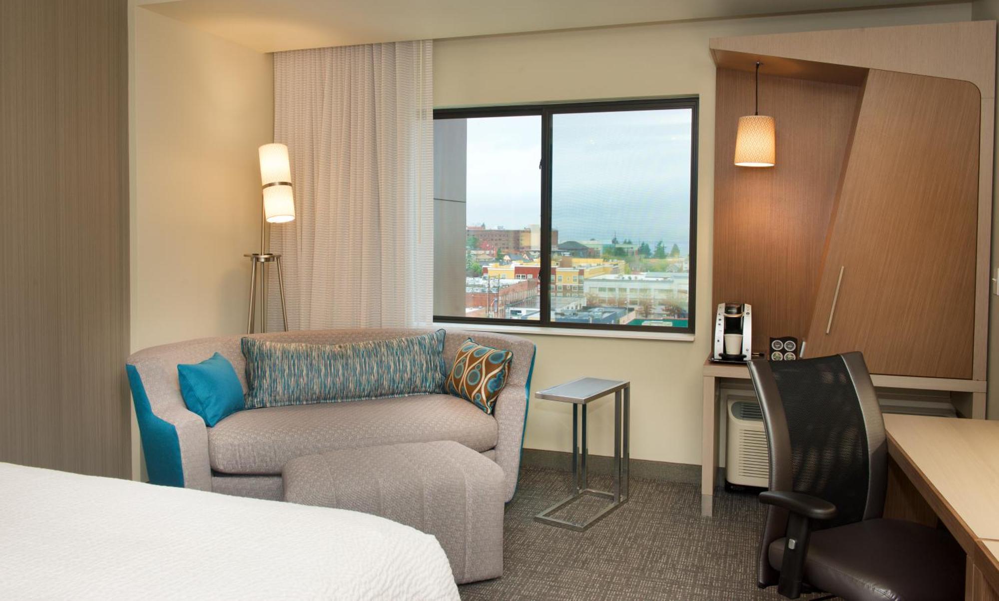 Courtyard By Marriott Seattle Everett Downtown Exterior foto